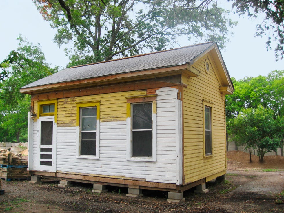 Texas Guesthouse Bungalow Before Exterior texas guesthouse bungalow before exterior