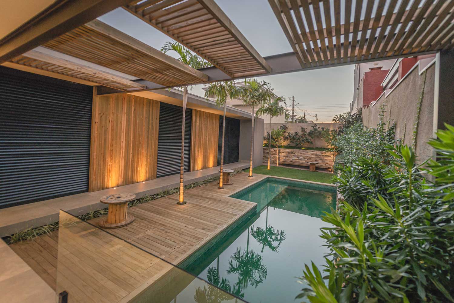 tiny courtyard ideas