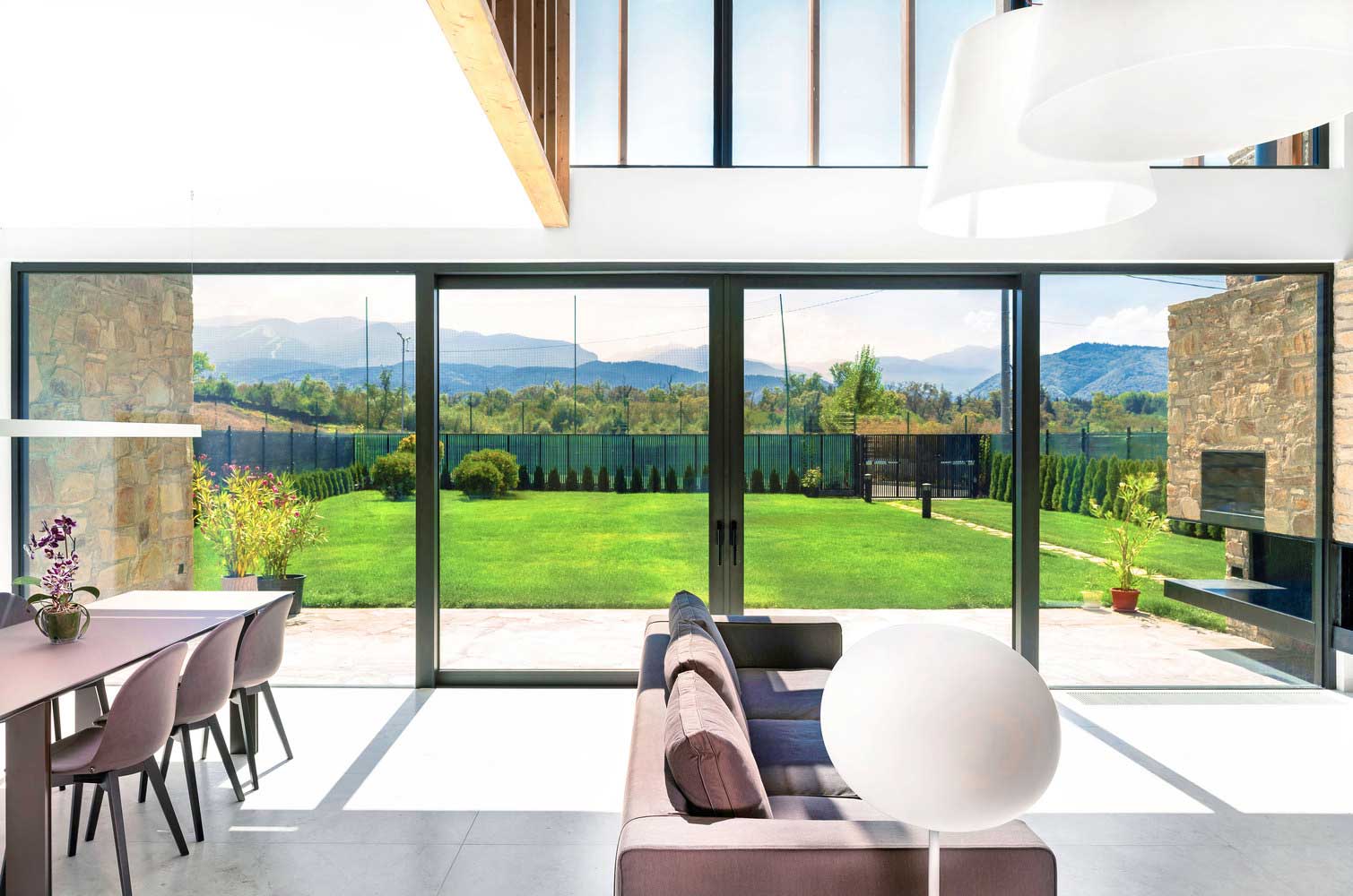 33+ Stone and Wood House Ideas - A Modern Interpretation of Village Housing